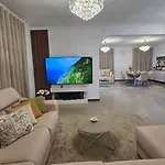 Villa Santa Maria *
