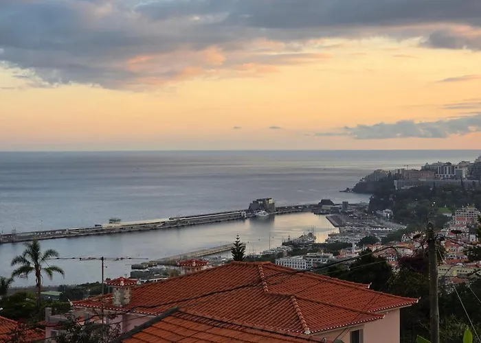 Santa Maria Willa Funchal (Madeira)