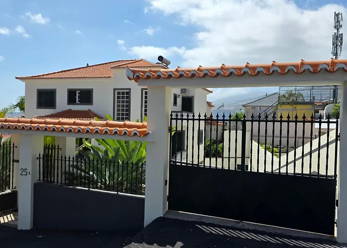 Santa Maria Funchal (Madeira)